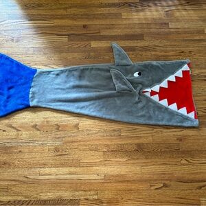 Kids lightweight lightly used shark sleeping bag